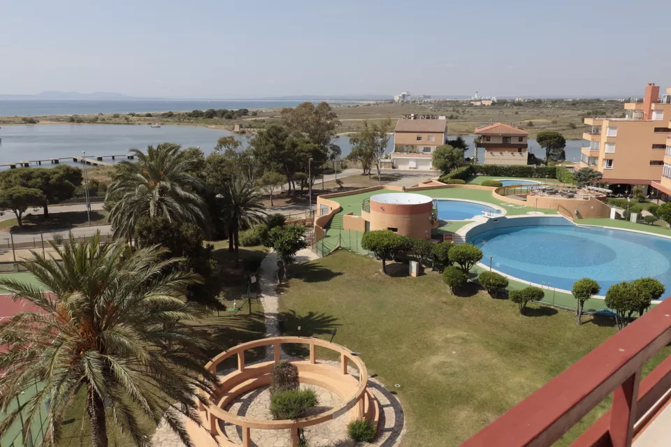 A vendre studio à Isla de Roses, Santa Margarita, avec une vue très large