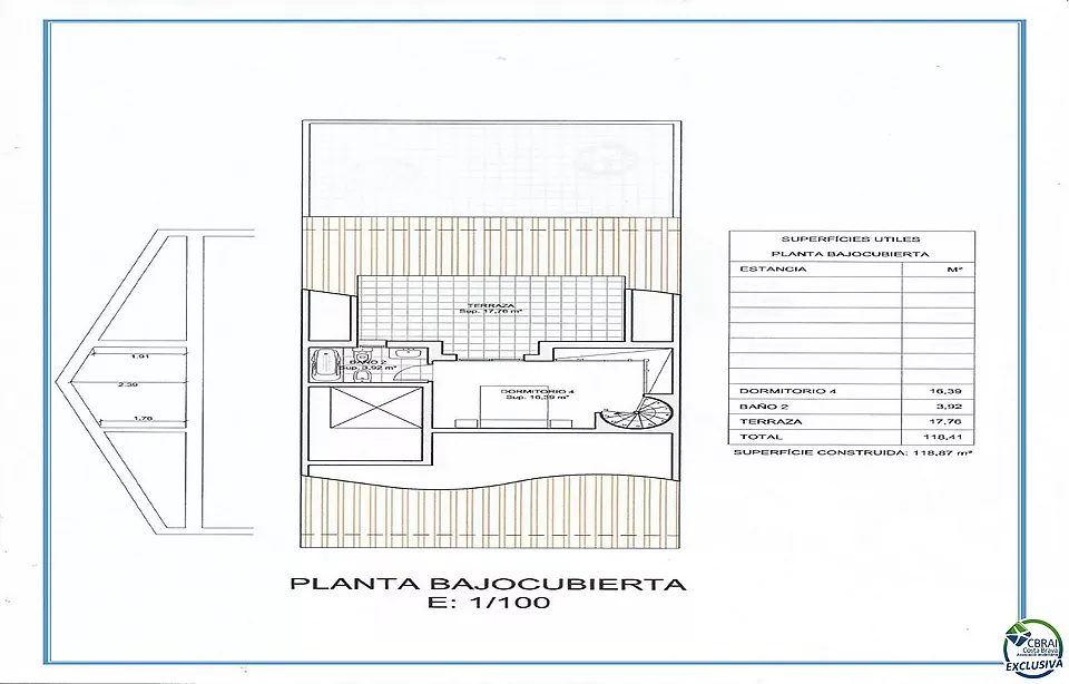 Builders special offer! 4 apartments building with building plans.