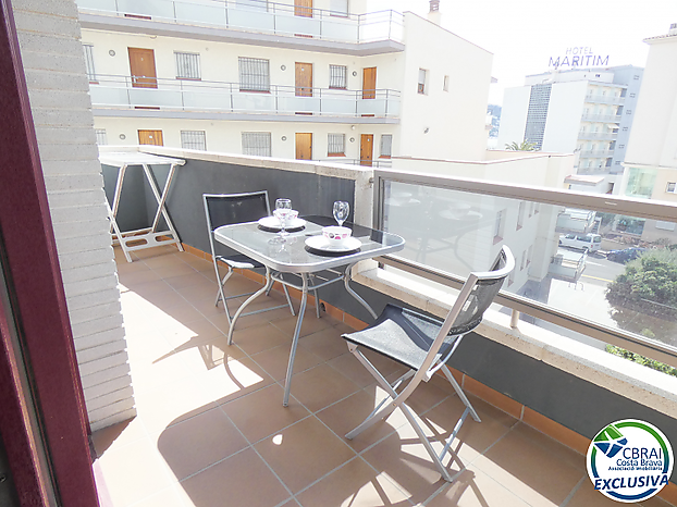 Apartament en zona tranquil a prop de la platja