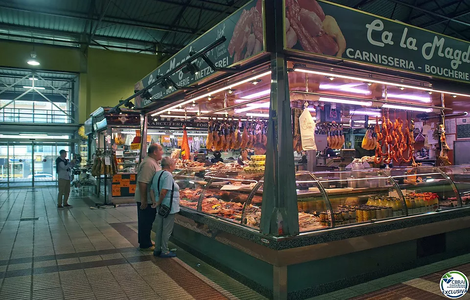 Local Restaurant dans le centre de Roses