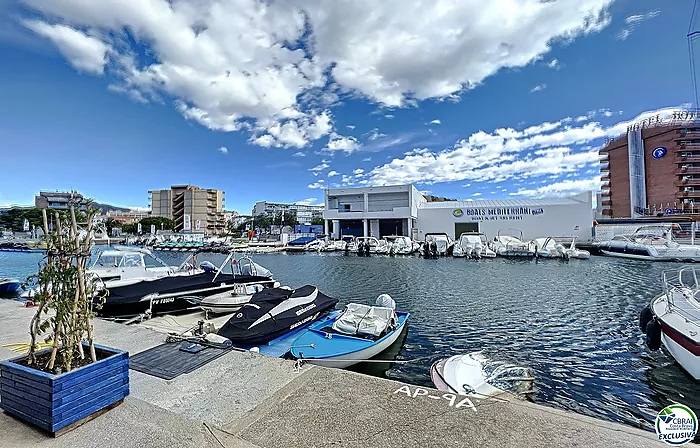 Atemberaubender Blick auf den Kanal – Apartment mit 3 Schlafzimmern in Rosas, Santa Margarita