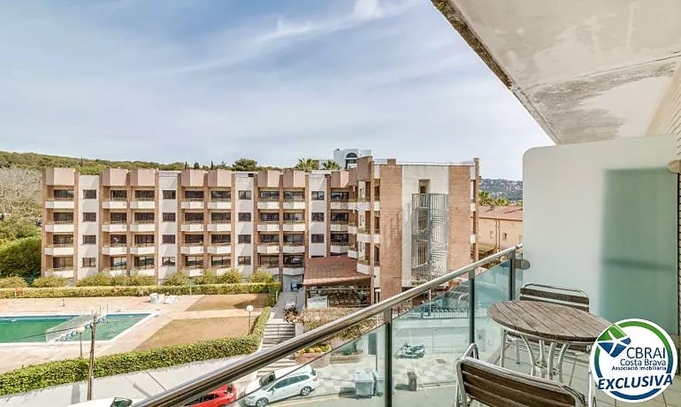 Superbe Atico de 2 chambres dans une très jolie résidence avec piscine