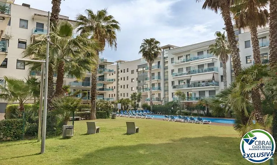 Superbe Atico de 2 chambres dans une très jolie résidence avec piscine