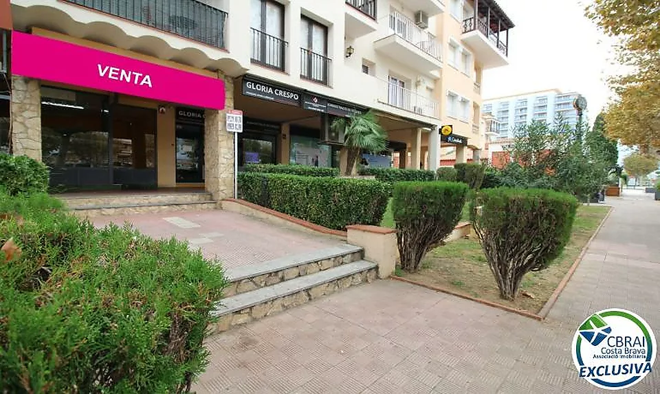 GRAN RESERVA Local comercial en venda a 20m de La Caixa