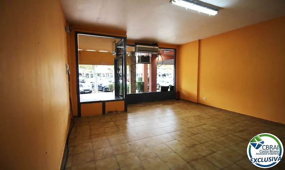 GRAN RESERVA Local comercial en venda a 20m de La Caixa