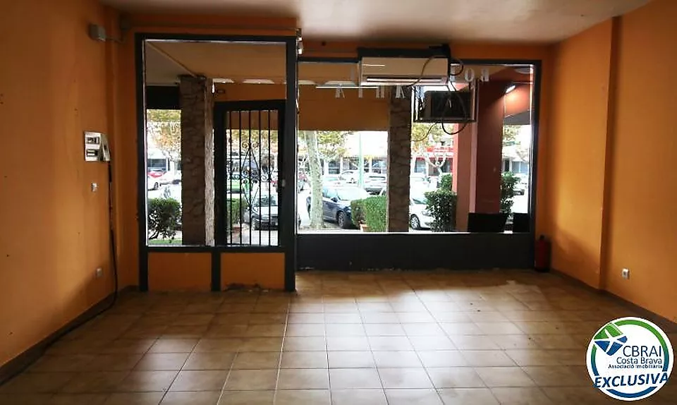 GRAN RESERVA Local comercial en venda a 20m de La Caixa