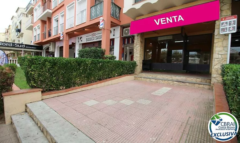 GRAN RESERVA Local comercial en venda a 20m de La Caixa