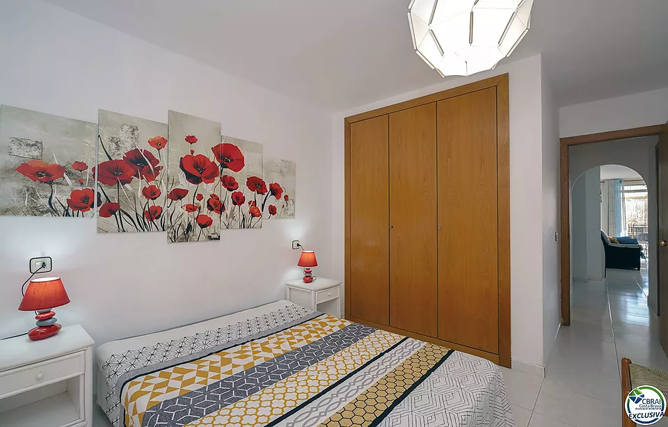 Sehr schöne 2-Zimmer-Wohnung im Herzen von Empuriabrava