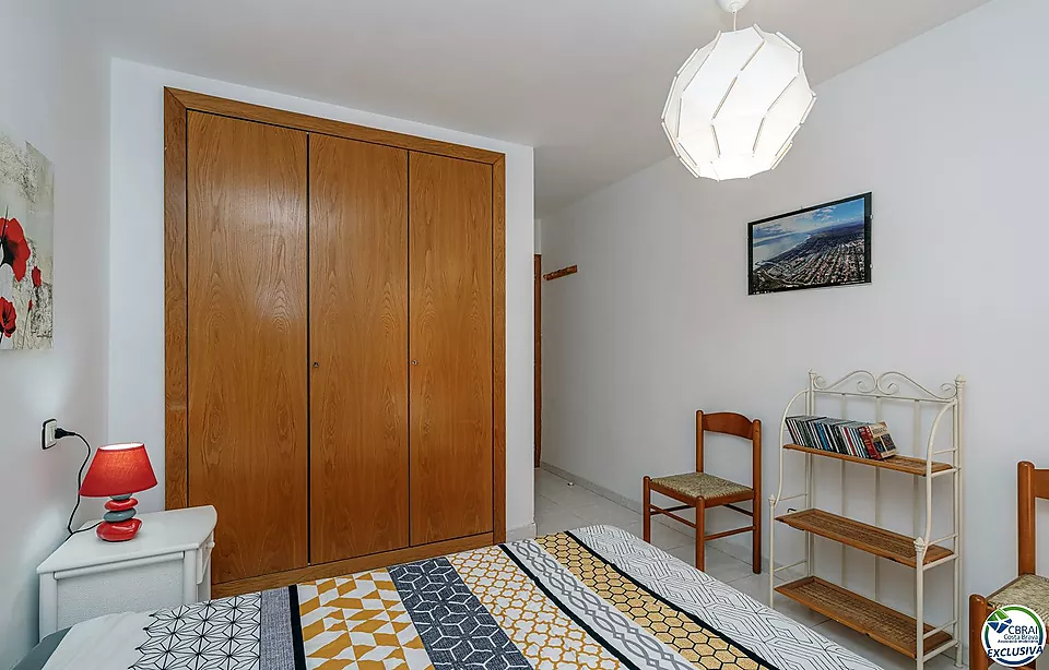 Sehr schöne 2-Zimmer-Wohnung im Herzen von Empuriabrava