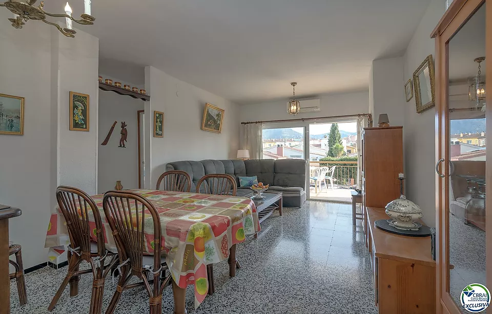 Apartamento de 3 dormitorios en Roses