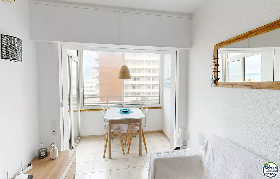 Apartament amb vistes al mar