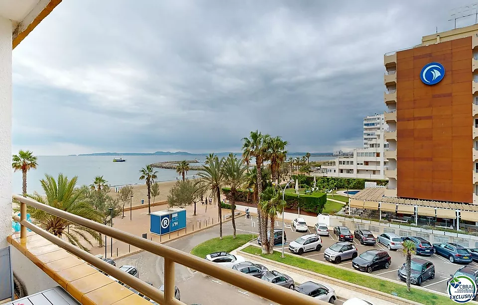 Apartament amb vistes al mar