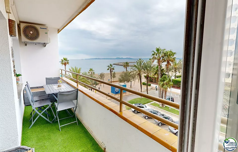 Appartement avec vue sur la mer