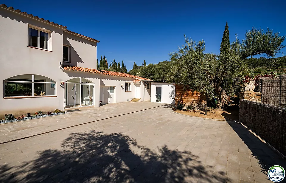 Magnifique villa rénovée entourée par la nature