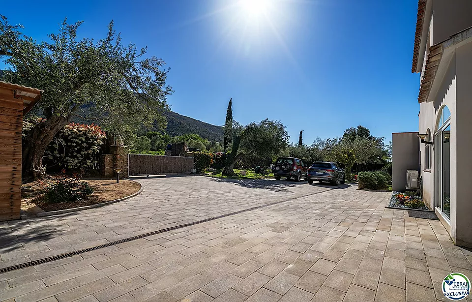 Magnifique villa rénovée entourée par la nature