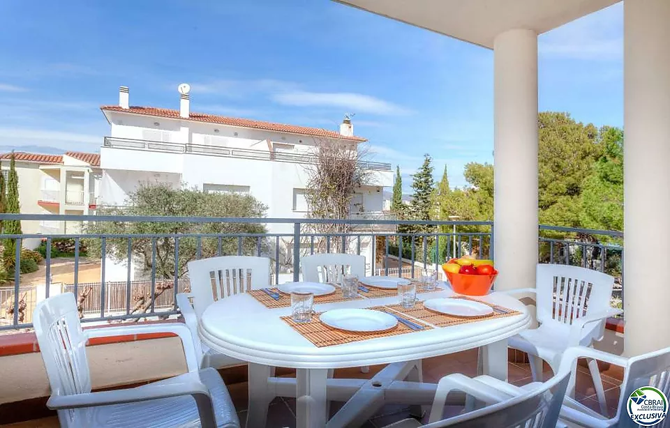 Cosy flat 100m from the sea, located in the urbanization of Fener de Baix, between Llançà and El Port de la Selva.