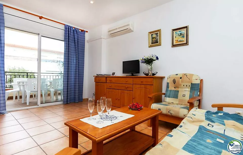 Cosy flat 100m from the sea, located in the urbanization of Fener de Baix, between Llançà and El Port de la Selva.