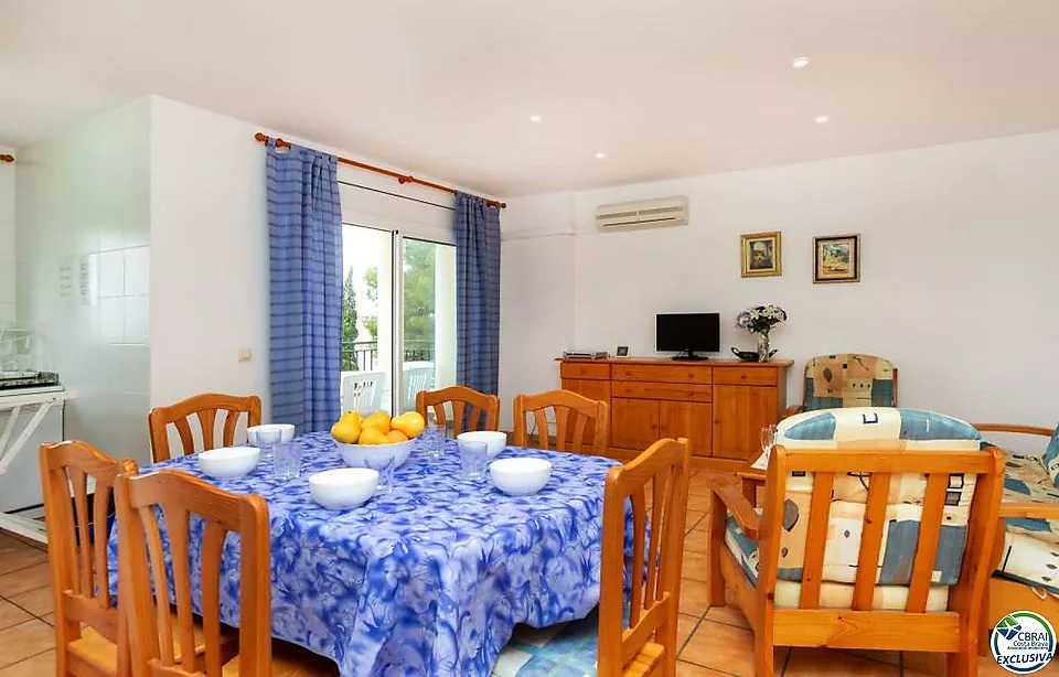 Cosy flat 100m from the sea, located in the urbanization of Fener de Baix, between Llançà and El Port de la Selva.