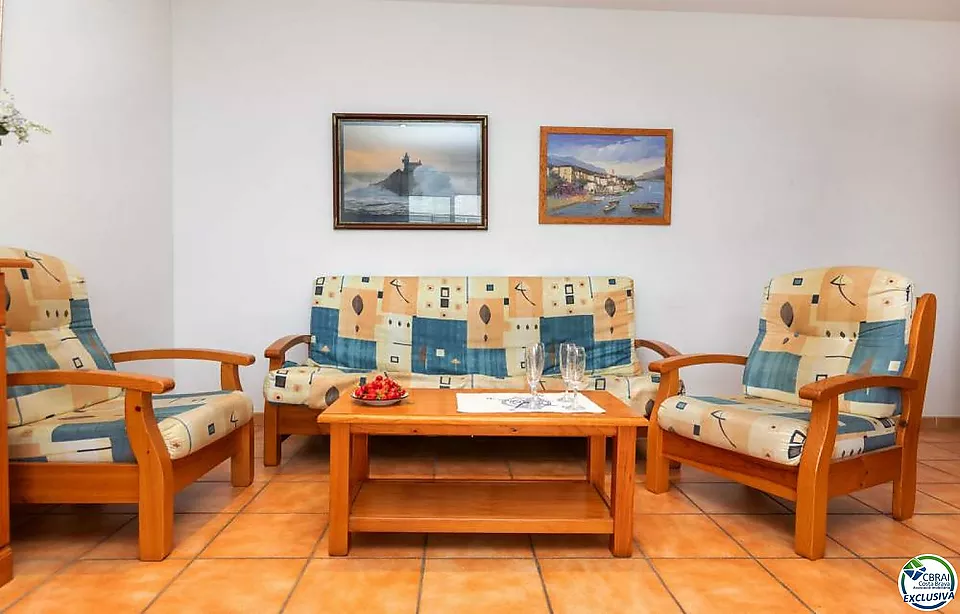 Cosy flat 100m from the sea, located in the urbanization of Fener de Baix, between Llançà and El Port de la Selva.