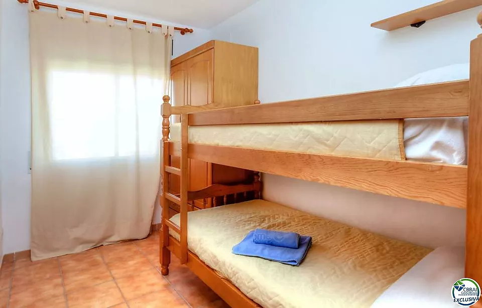 Cosy flat 100m from the sea, located in the urbanization of Fener de Baix, between Llançà and El Port de la Selva.