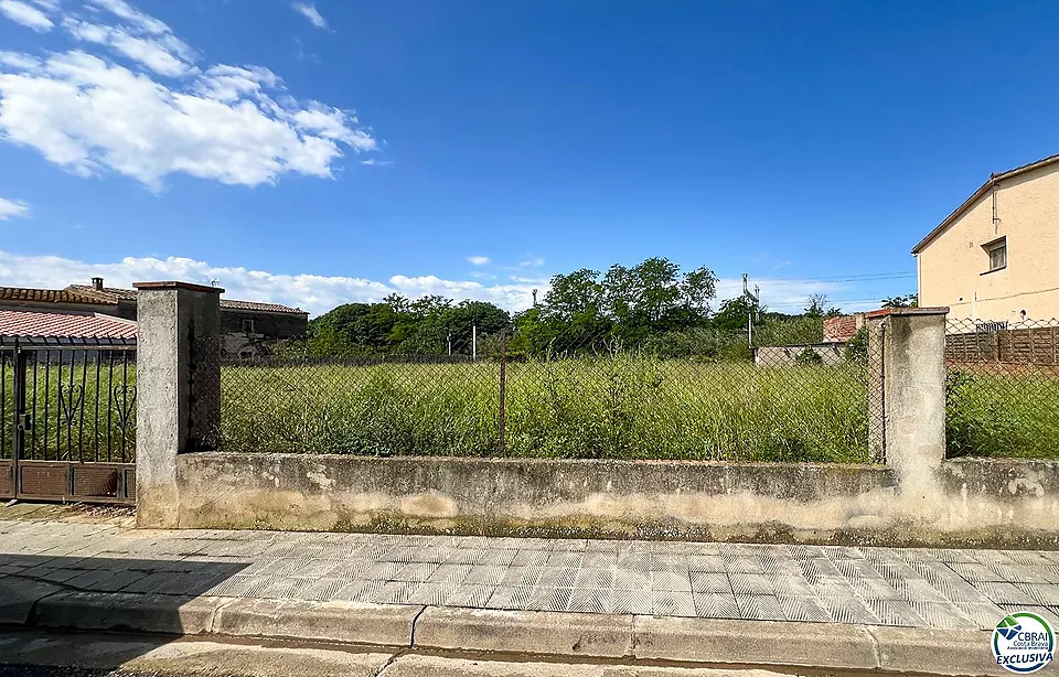 Parcela de 488 m² en Sant Miquel de Fluvià ????????