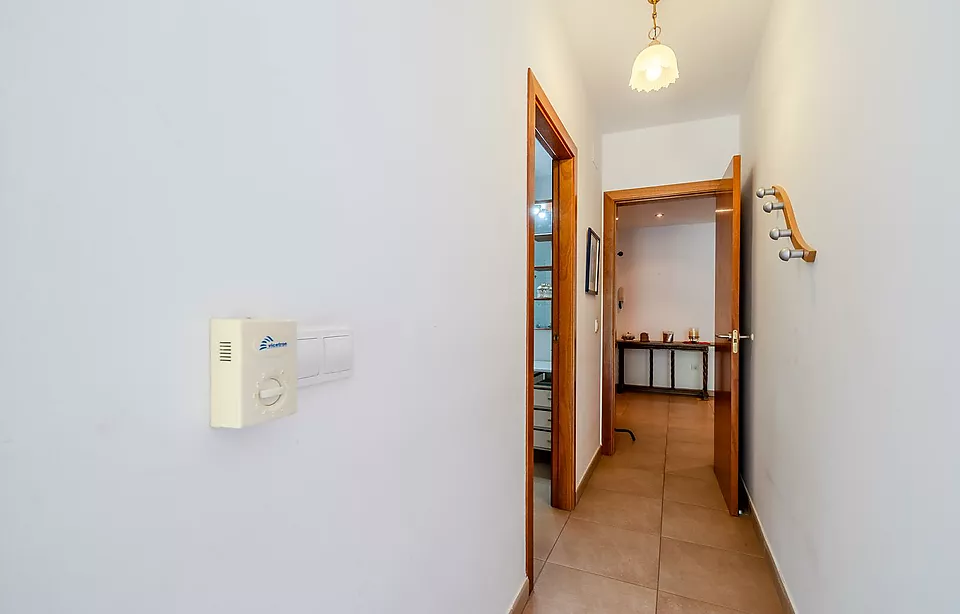 APPARTEMENT ENSOLEILLÉ PRÊT À EMMENER !