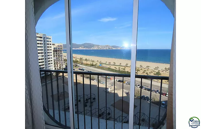 Dream view from this studio for sale in Empuriabrava, ideal for beach lovers
