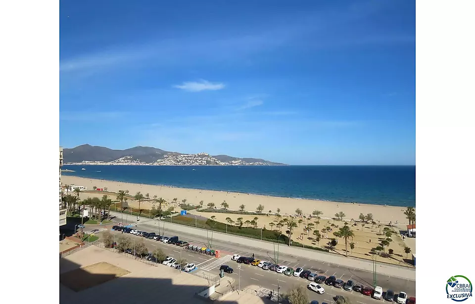 Dream view from this studio for sale in Empuriabrava, ideal for beach lovers