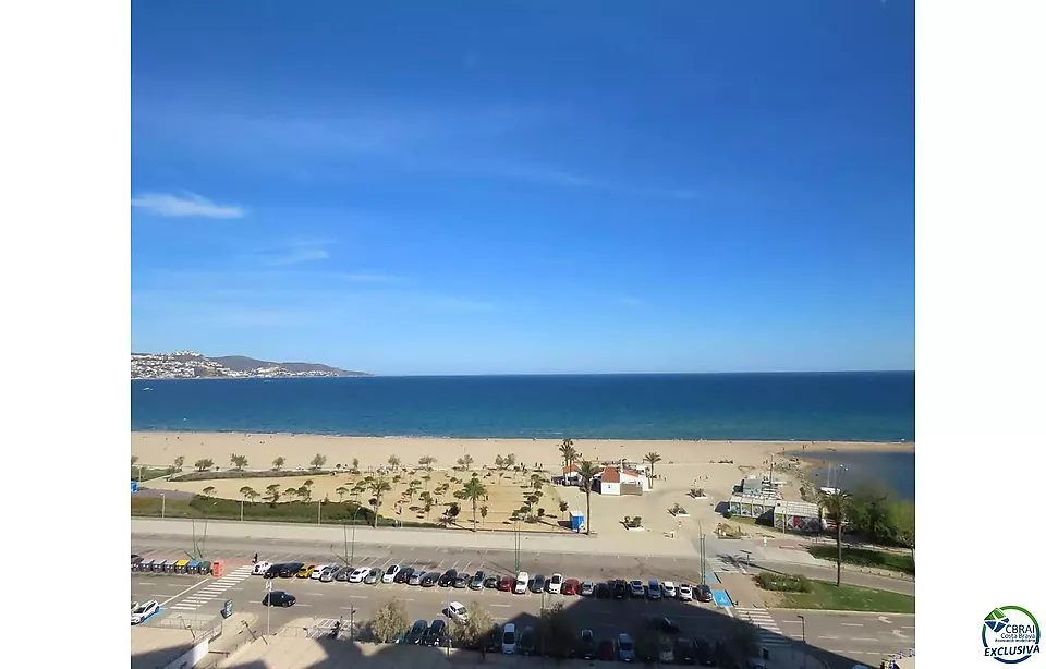 Dream view from this studio for sale in Empuriabrava, ideal for beach lovers