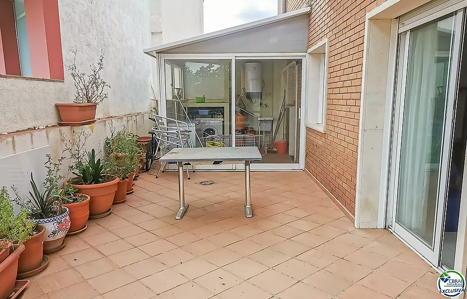 Maison avec grande terrasse et 4 chambres à Roses