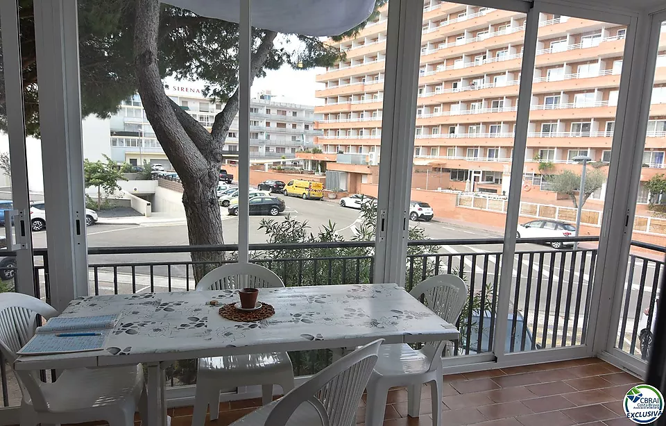 Apartment in Santa Margarita (Roses), 250 Meter vom Strand entfernt.