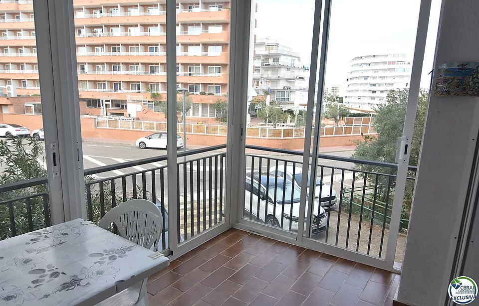 Apartment in Santa Margarita (Roses), 250 Meter vom Strand entfernt.