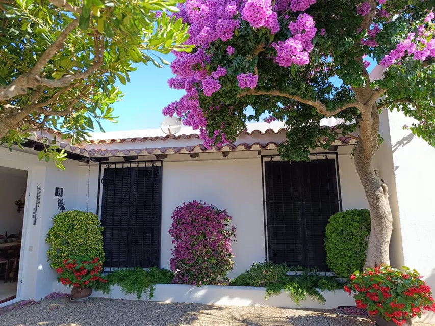 Sale of emblematic house in Santa Margarita, Roses.