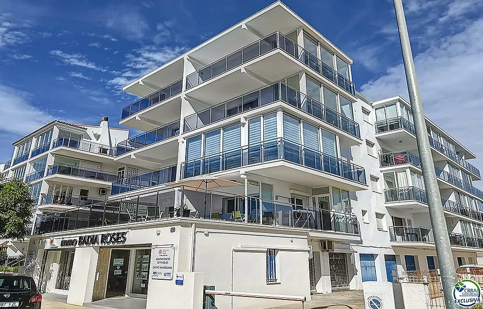 APARTAMENT VISTES AL MAR A 2 MINUTS DE LA PLATJA AMB PÀRQUING