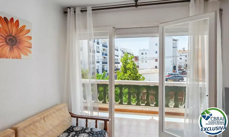 NAUSICA Apartament d´un dormitori amb terrassa a reformar