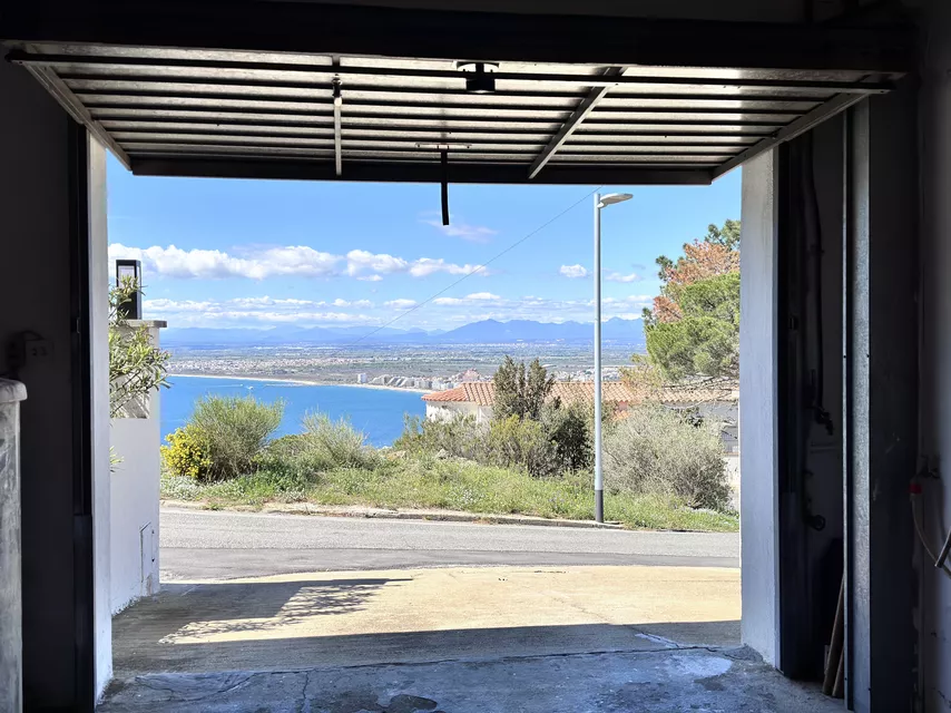 Maison à vendre entre ciel et terre, entre mer et montagne-Els Grecs, Roses.