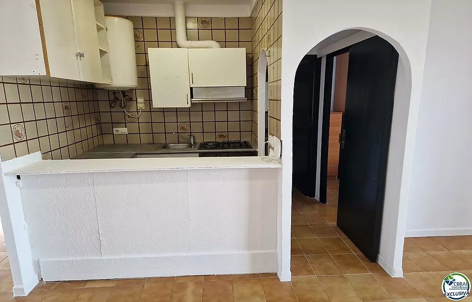 51 m² große Wohnung im Erdgeschoss eines Anwesens in Empuriabrava.