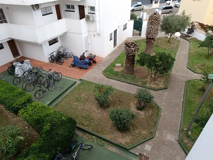 Nice apartment with sea views, 2 bedrooms, 2 terraces and 100 meters from the beach.