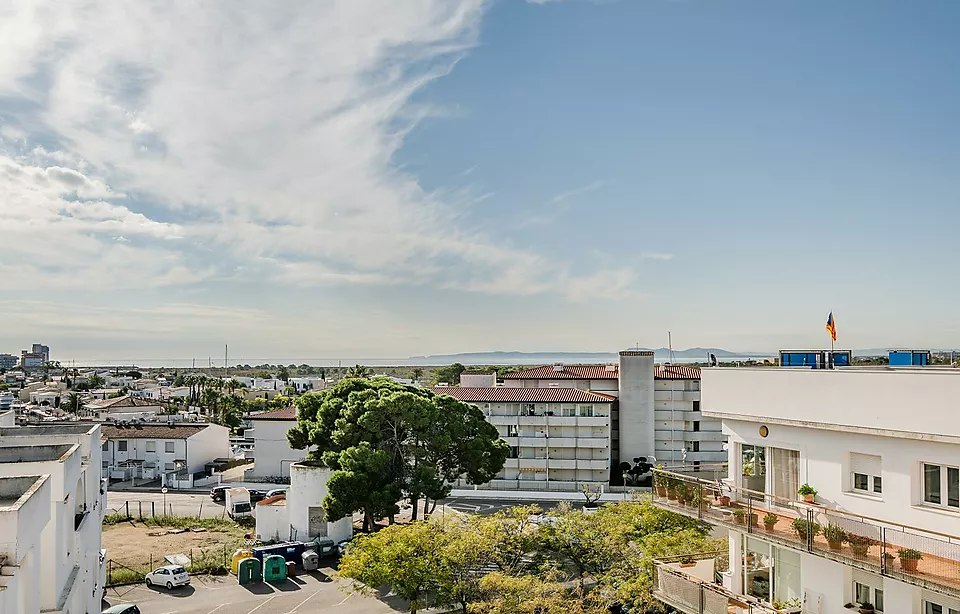 DUPLEX AVEC VUE ET TERRASSE BLAU MARINA