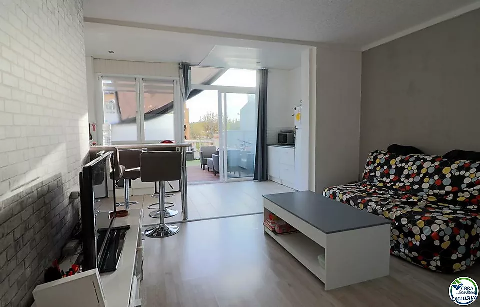 Ampli apartament de 2 dormitoris amb gran terrassa de 31m2